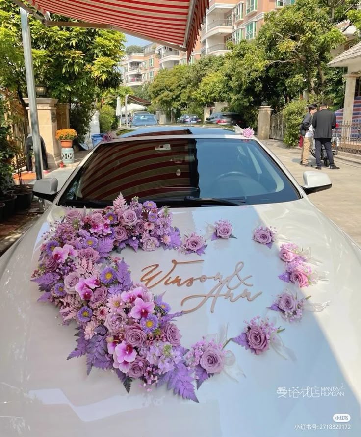 Floral car decoration in Ujjain